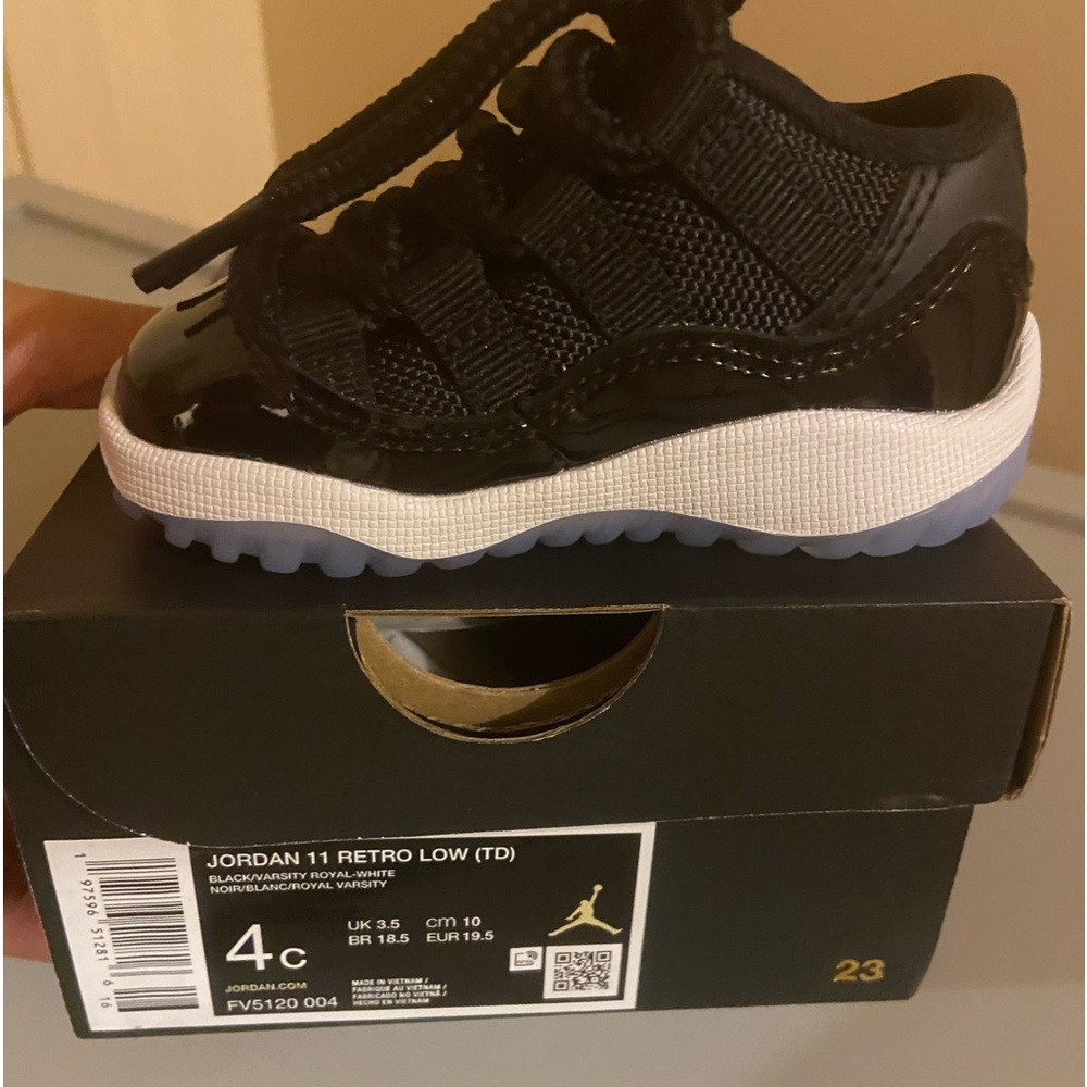 Toddler Jordan Retro 11s
